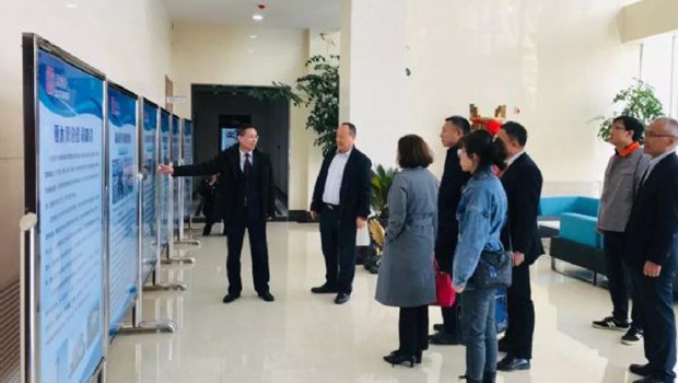 蘭州市停車場建設聯(lián)審聯(lián)批現(xiàn)場調研會在蘭州亞太澳泊智能設備有限公司舉行
